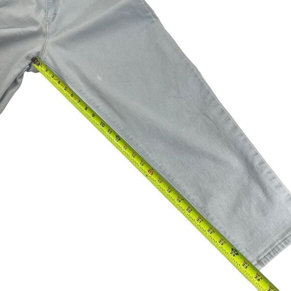 Levi’s SilverTab Light Wash Mom Jean - Picture 12 of 16